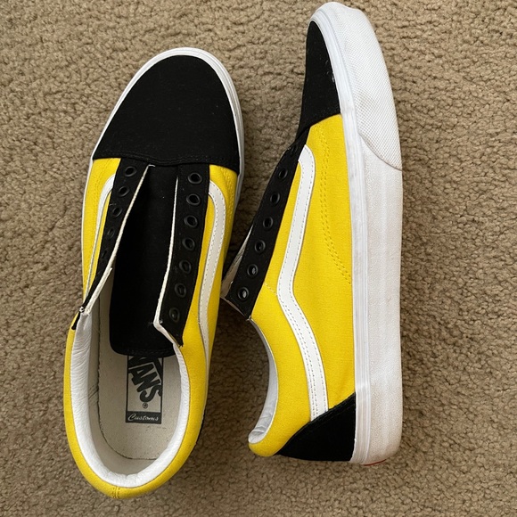 Custom Vans - Picture 2 of 8